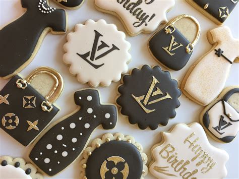 louis vuitton cookie stencil.